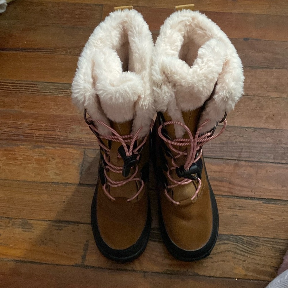 The Rmolulie boots